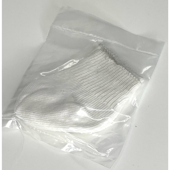 NEW American Girl Doll WHITE ANKLE SOCKS Logan Molly Emily Nellie Samantha Kit - Picture 1 of 6